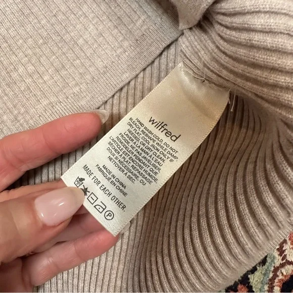 Aritzia Wilfred Reso ribbed knit mini skirt beige stretch Sz Medium - Picture 10 of 11